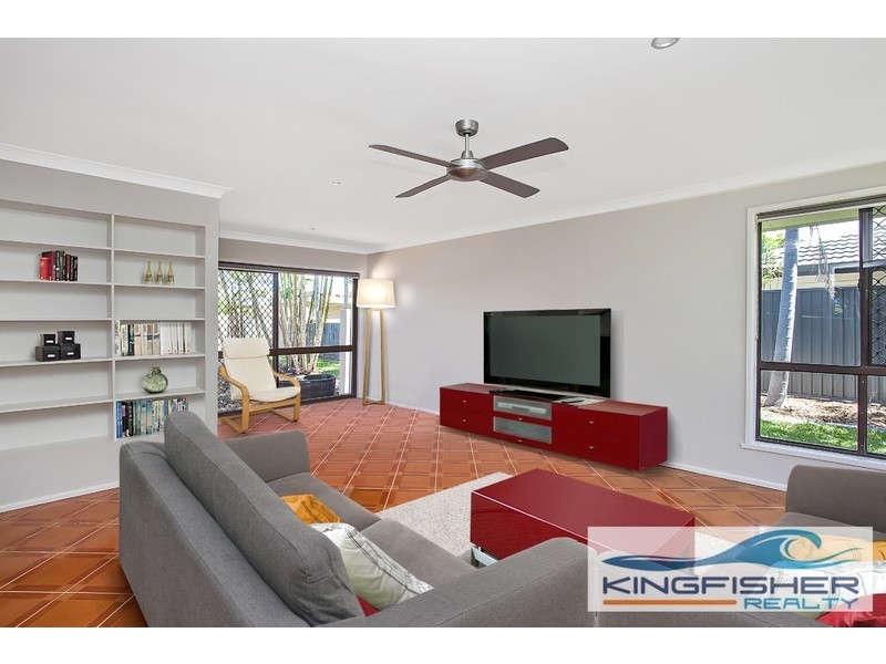 17 Sandpiper Drive, Burleigh Waters QLD 4220