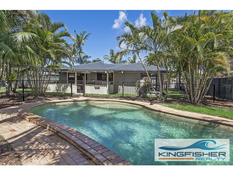 17 Sandpiper Drive, Burleigh Waters QLD 4220
