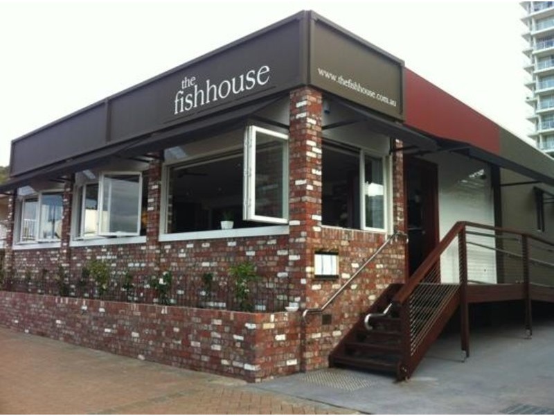 17 Sandpiper Drive, Burleigh Waters QLD 4220