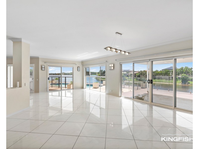 17 Cassowary Drive, Burleigh Waters QLD 4220