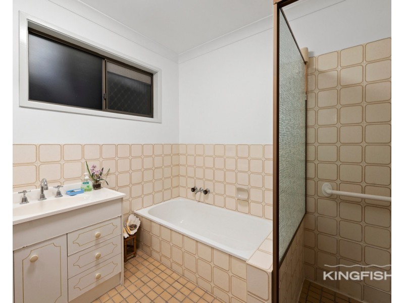 44 Dunlin Drive, Burleigh Waters QLD 4220