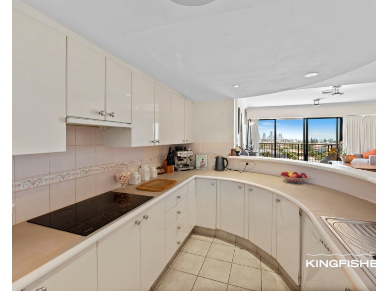 34/1 Great Hall Drive, Miami QLD 4220