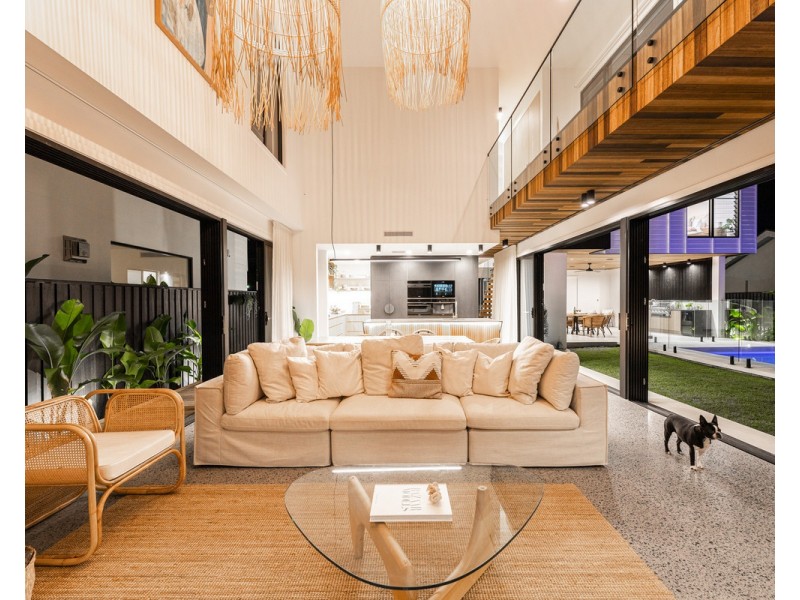 7 Tawarri Crescent, Burleigh Heads QLD 4220