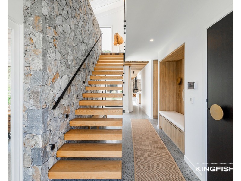 7 Tawarri Crescent, Burleigh Heads QLD 4220