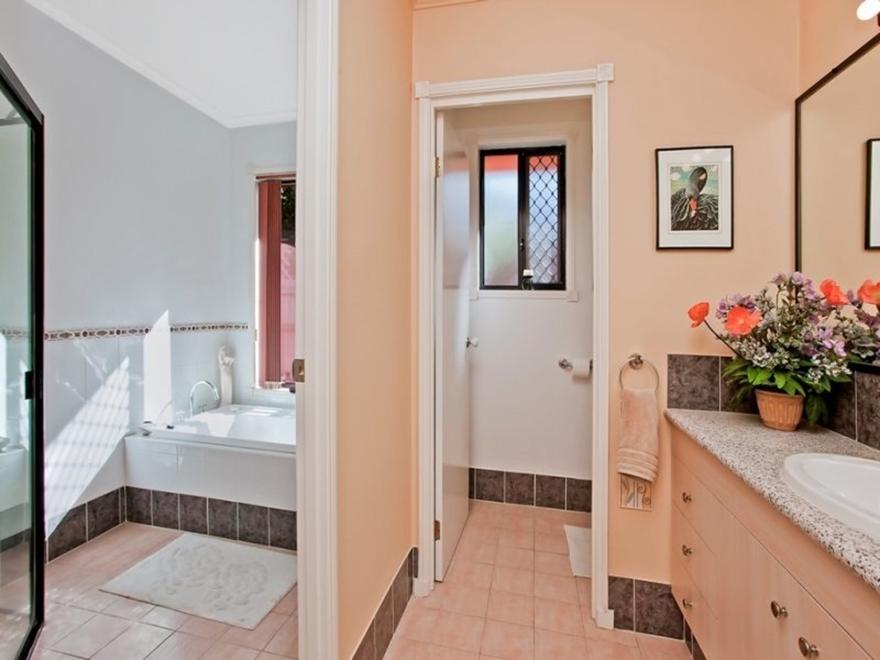 3 Gannet Street, Burleigh Waters QLD 4220