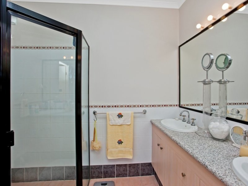 3 Gannet Street, Burleigh Waters QLD 4220