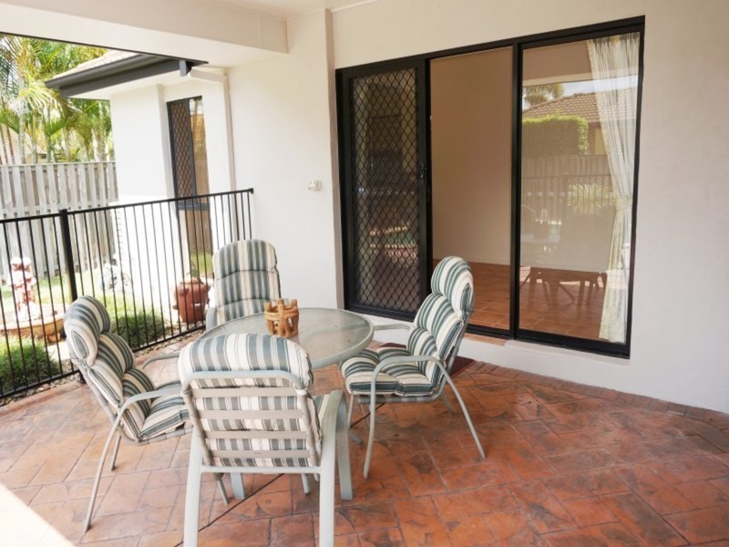 3 Gannet Street, Burleigh Waters QLD 4220