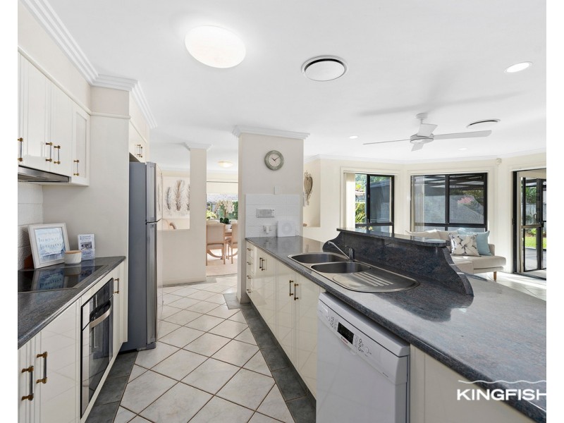 191 Dunlin Drive, Burleigh Waters QLD 4220