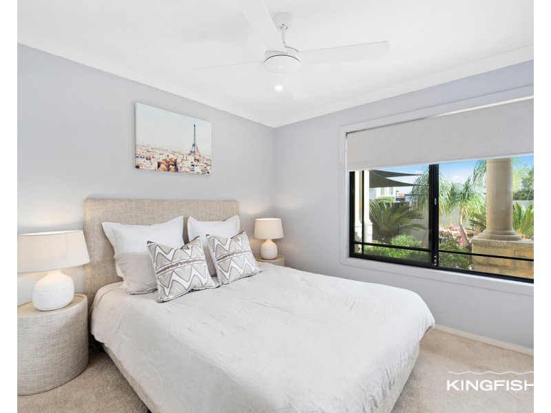 191 Dunlin Drive, Burleigh Waters QLD 4220