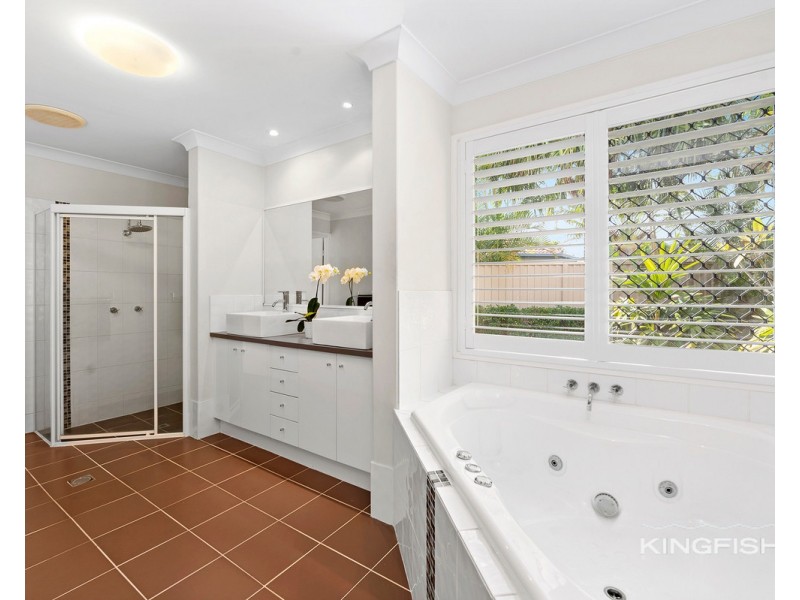 91 Dipper Drive, Burleigh Waters QLD 4220