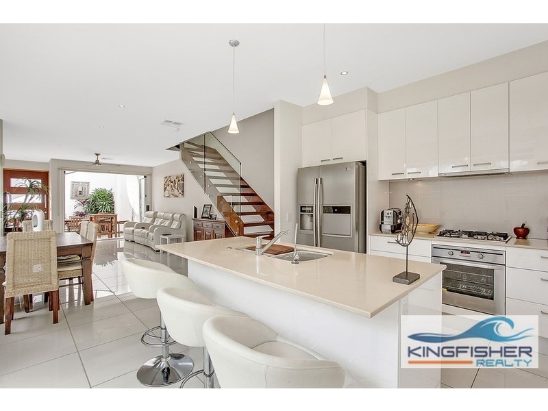1/4 Cedar Court, Burleigh Heads QLD 4220