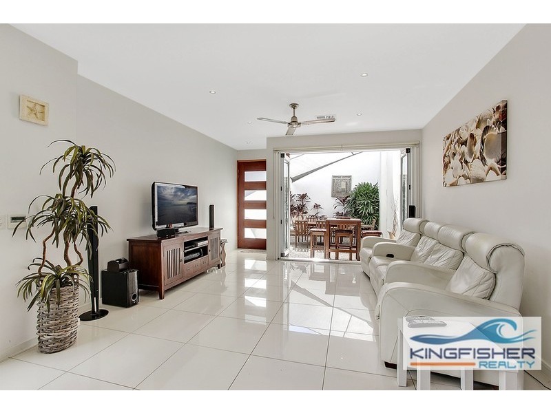 1/4 Cedar Court, Burleigh Heads QLD 4220