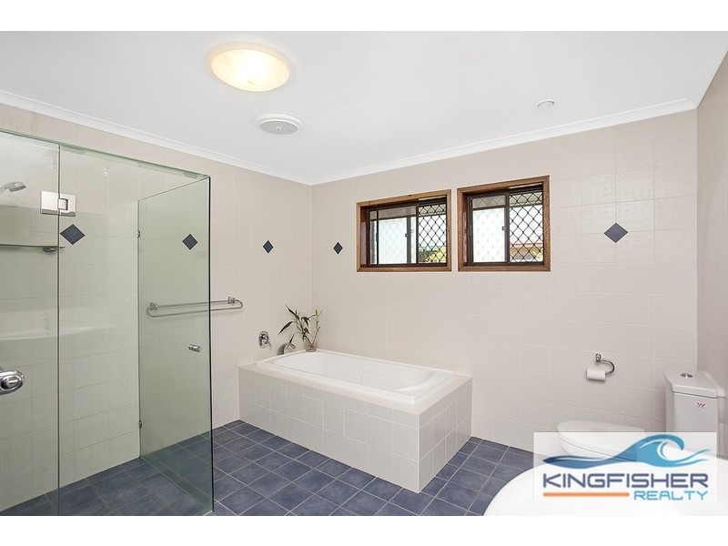 17 Tern Drive, Burleigh Waters QLD 4220