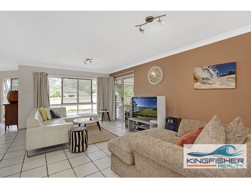 2 Sirec Way, Burleigh Heads QLD 4220