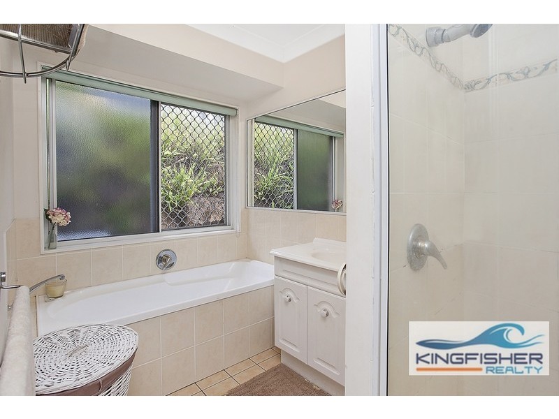 2 Sirec Way, Burleigh Heads QLD 4220