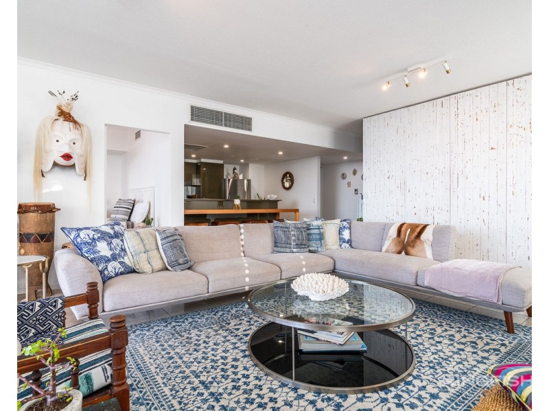 2077/1 Ocean Street, Burleigh Heads QLD 4220