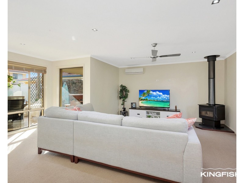 5 Prinia Place, Burleigh Waters QLD 4220