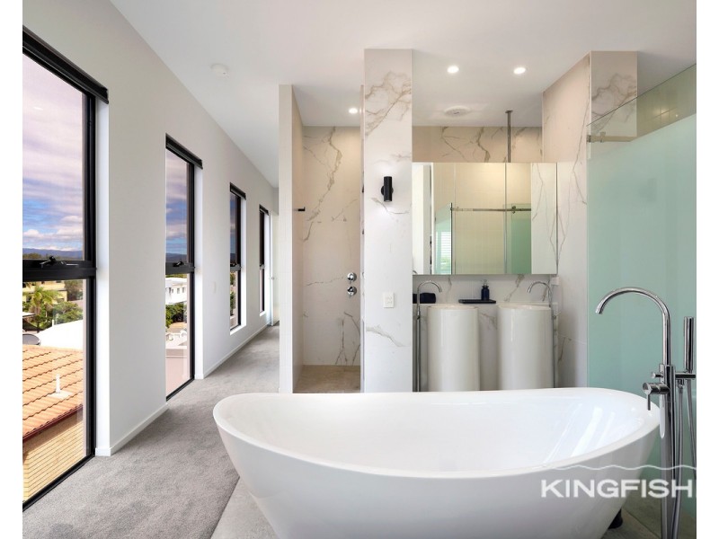 1/2298 Gold Coast Highway, Mermaid Beach QLD 4218