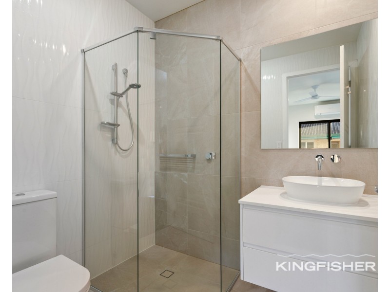 43 Nobby Parade, Miami QLD 4220