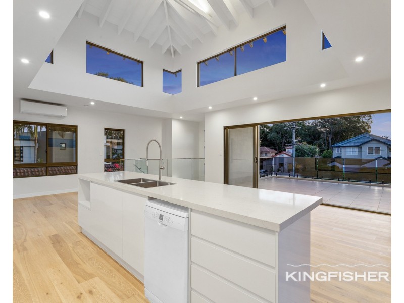 43 Nobby Parade, Miami QLD 4220