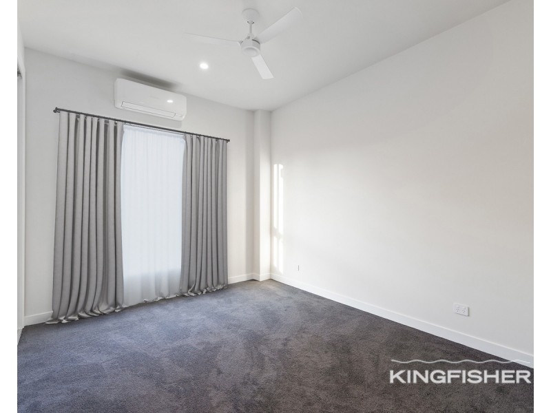 43 Nobby Parade, Miami QLD 4220