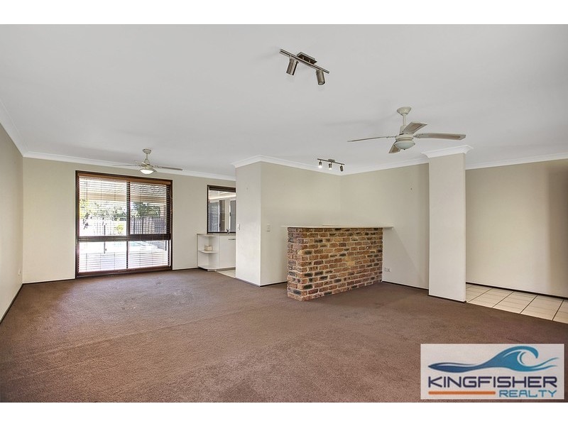 30 Grebe Place, Burleigh Waters QLD 4220