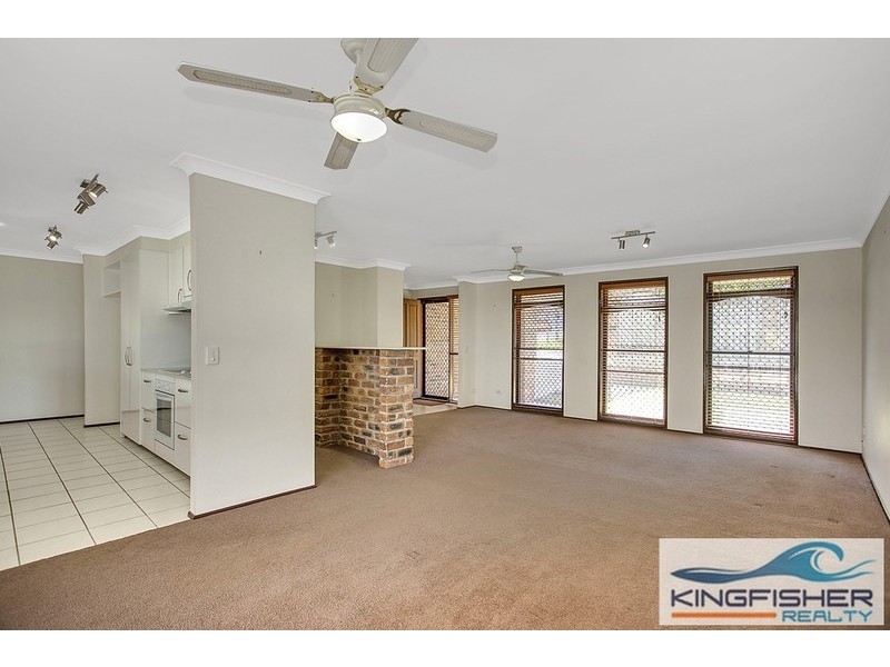 30 Grebe Place, Burleigh Waters QLD 4220