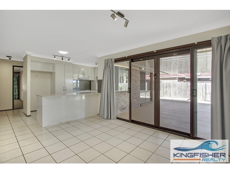30 Grebe Place, Burleigh Waters QLD 4220