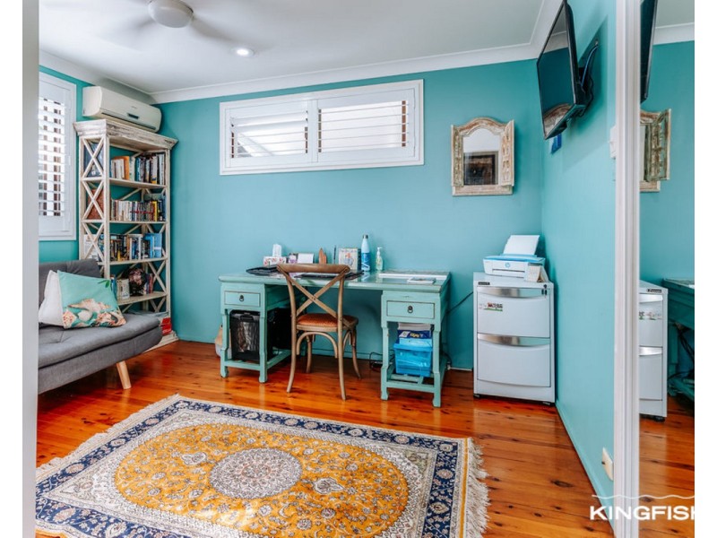 8 Anzac Parade, Burleigh Heads QLD 4220