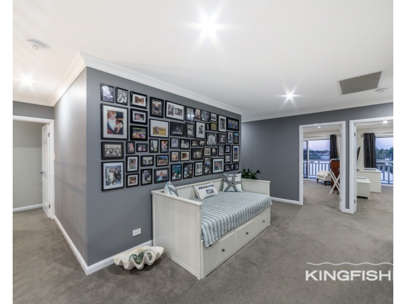 27 Wedgebill Parade, Burleigh Waters QLD 4220