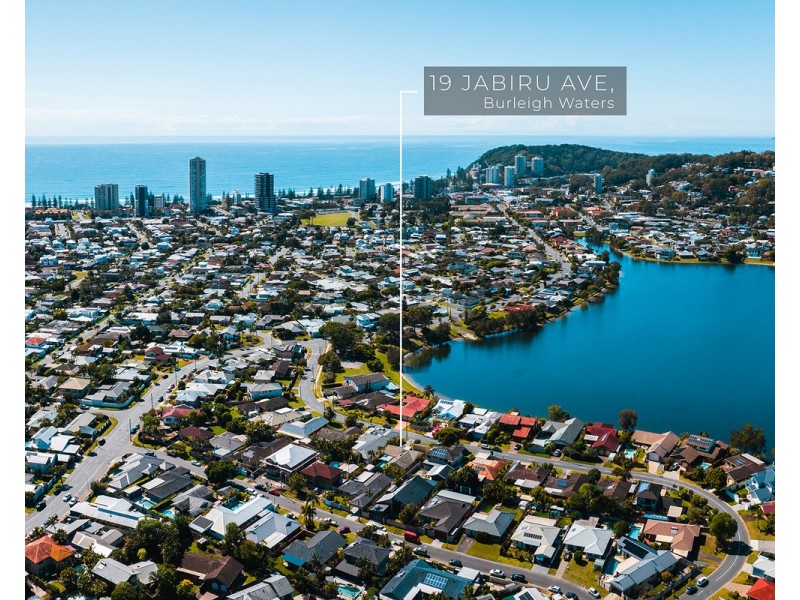 19 Jabiru Avenue, Burleigh Waters QLD 4220