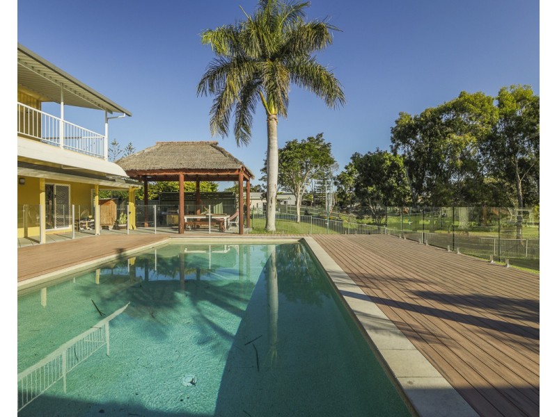 21 Larch Street, Tallebudgera QLD 4228