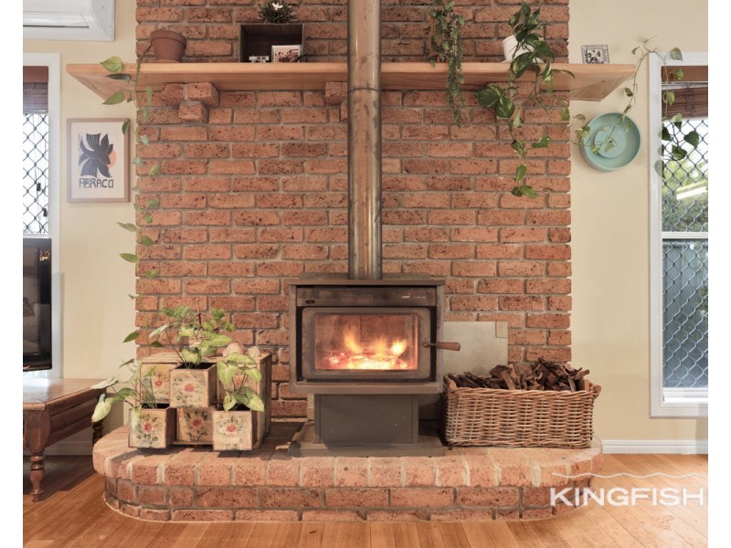 21 Larch Street, Tallebudgera QLD 4228