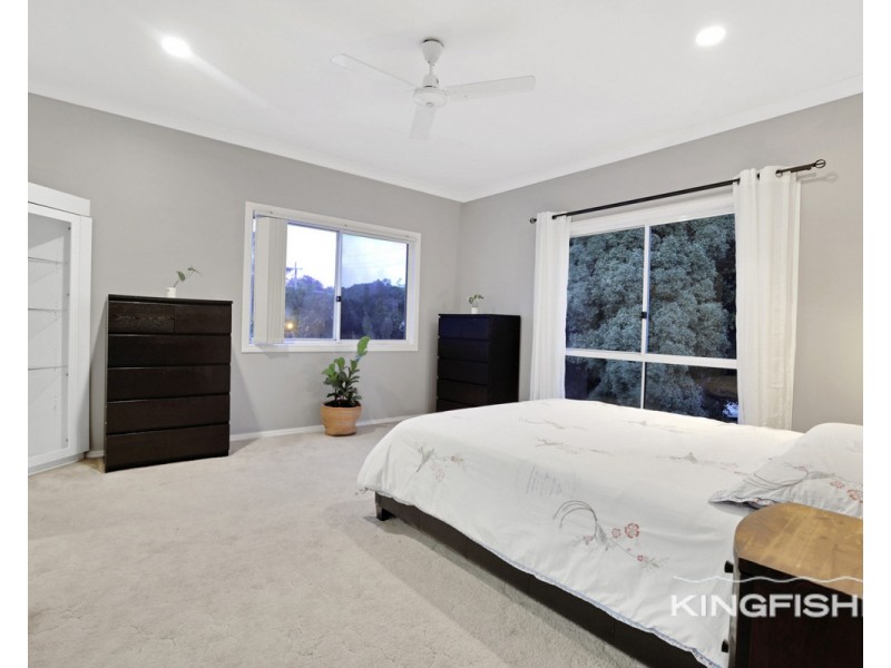 21 Larch Street, Tallebudgera QLD 4228