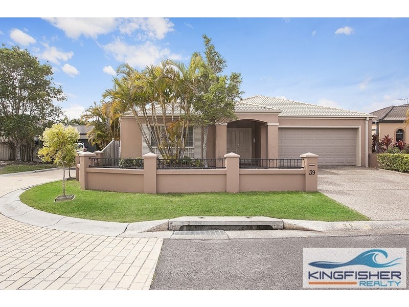 39 Gardendale Crescent, Burleigh Waters QLD 4220