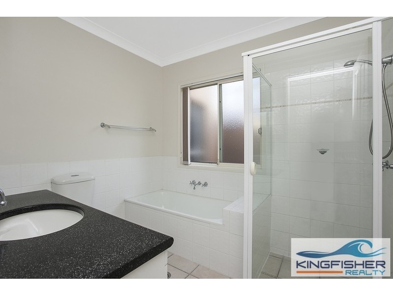 39 Gardendale Crescent, Burleigh Waters QLD 4220