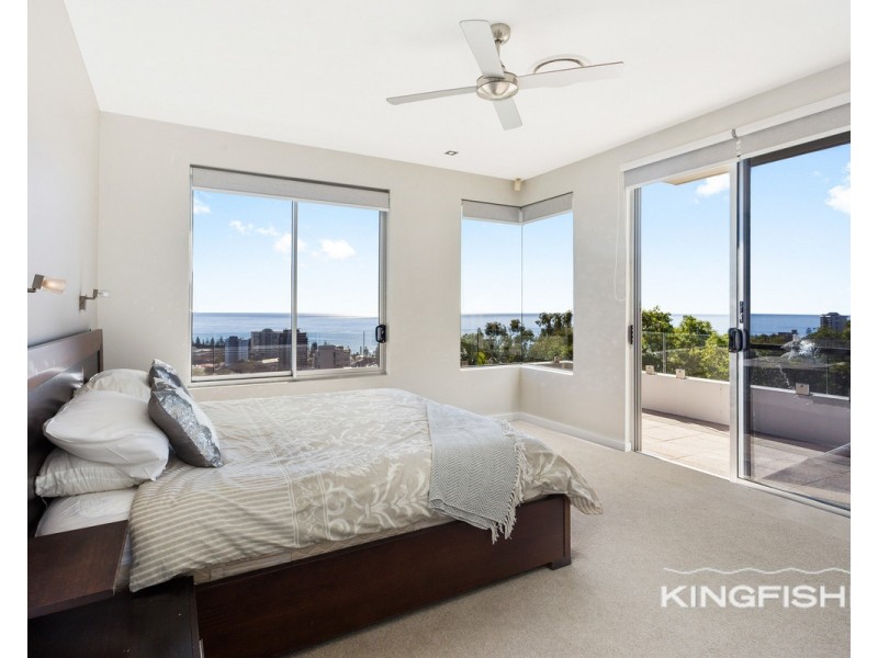 37 West Street, Burleigh Heads QLD 4220