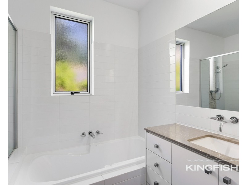 37 West Street, Burleigh Heads QLD 4220