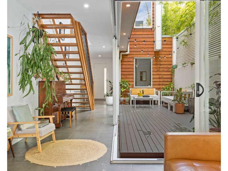 2/41 Arthur Street, Mermaid Beach QLD 4218