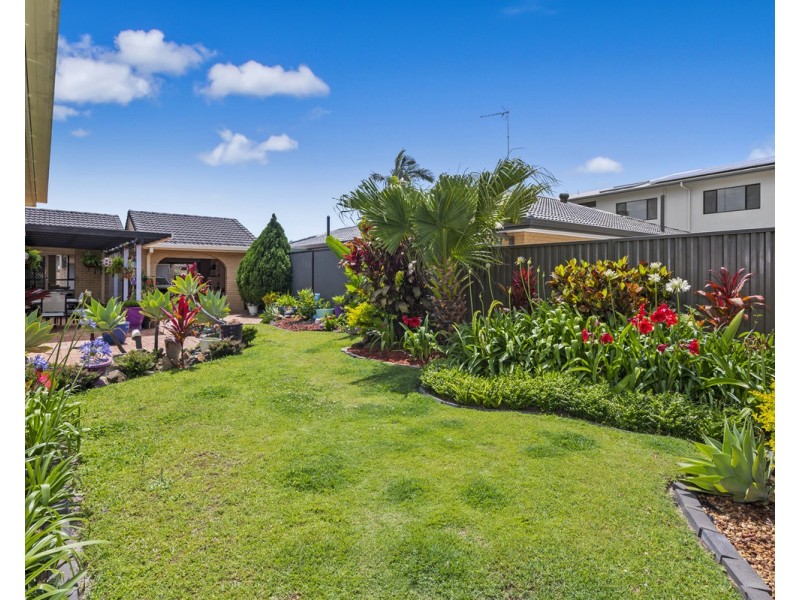 193 Acanthus Avenue, Burleigh Waters QLD 4220