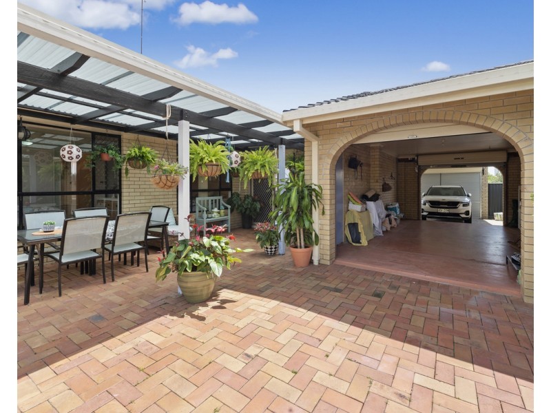 193 Acanthus Avenue, Burleigh Waters QLD 4220