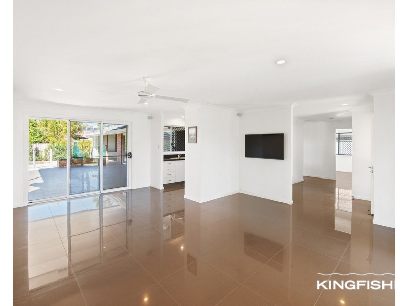 14 Swift Place, Burleigh Waters QLD 4220