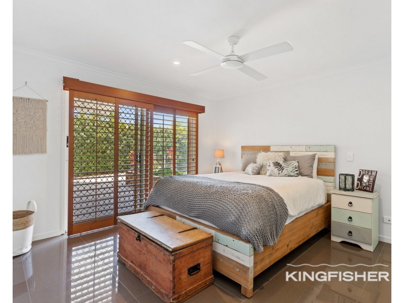 14 Swift Place, Burleigh Waters QLD 4220