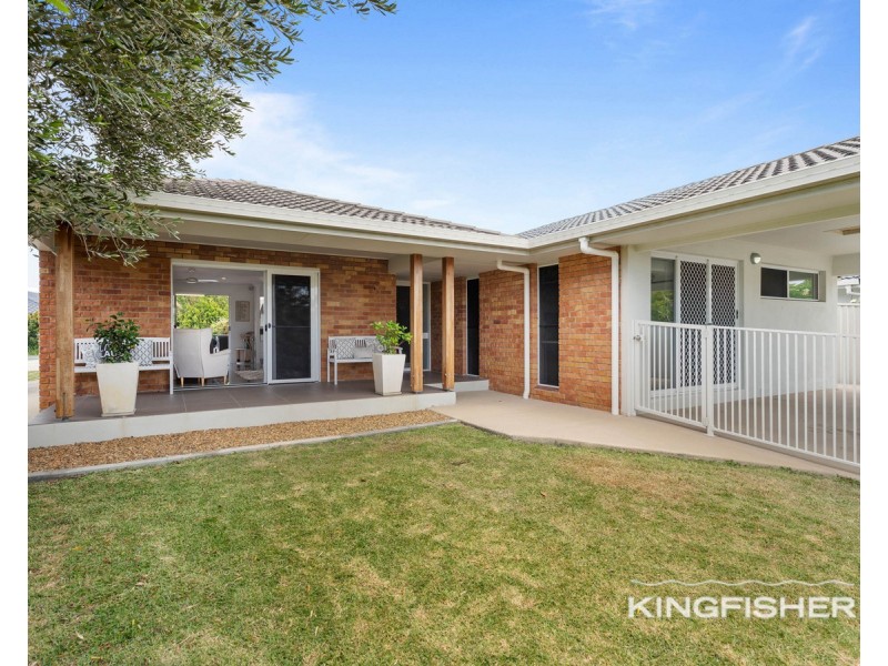 14 Swift Place, Burleigh Waters QLD 4220