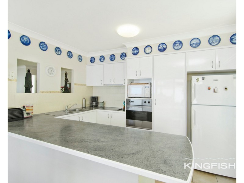 11 Casablanca Court, Burleigh Waters QLD 4220