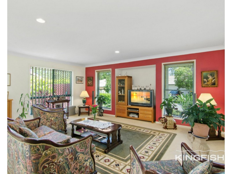 11 Casablanca Court, Burleigh Waters QLD 4220