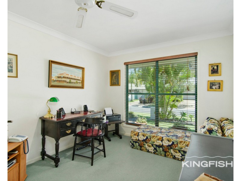 11 Casablanca Court, Burleigh Waters QLD 4220