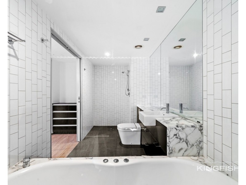 1051/2-14 The Esplanade, Burleigh Heads QLD 4220