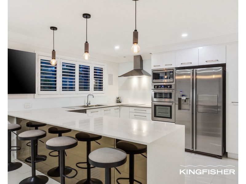 3 Tern Drive, Burleigh Waters QLD 4220