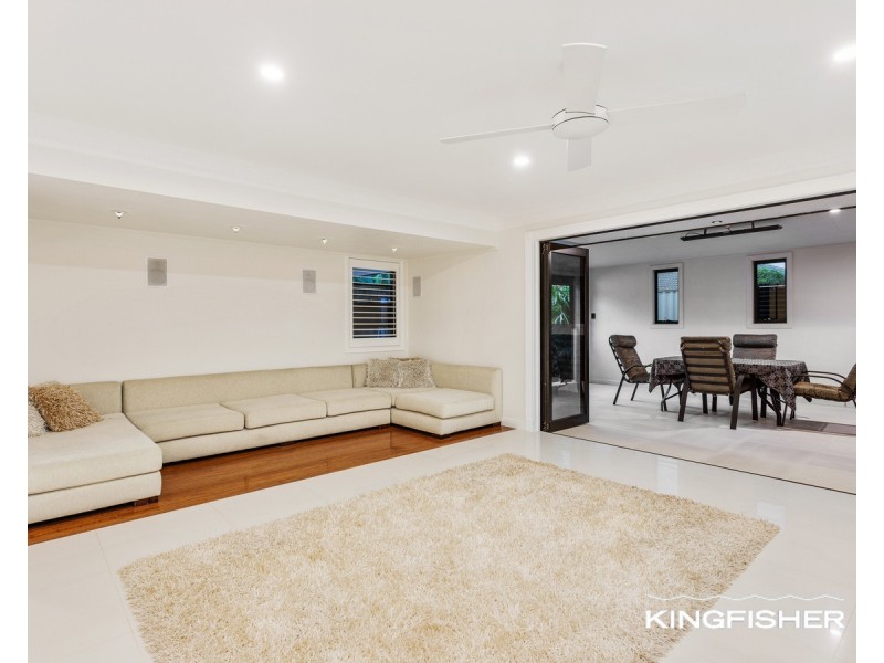 3 Tern Drive, Burleigh Waters QLD 4220